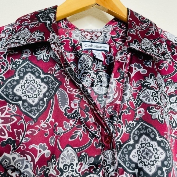 𝅺croft & Barrow NWOT Tapestry Button Down Blouse - Picture 9 of 11